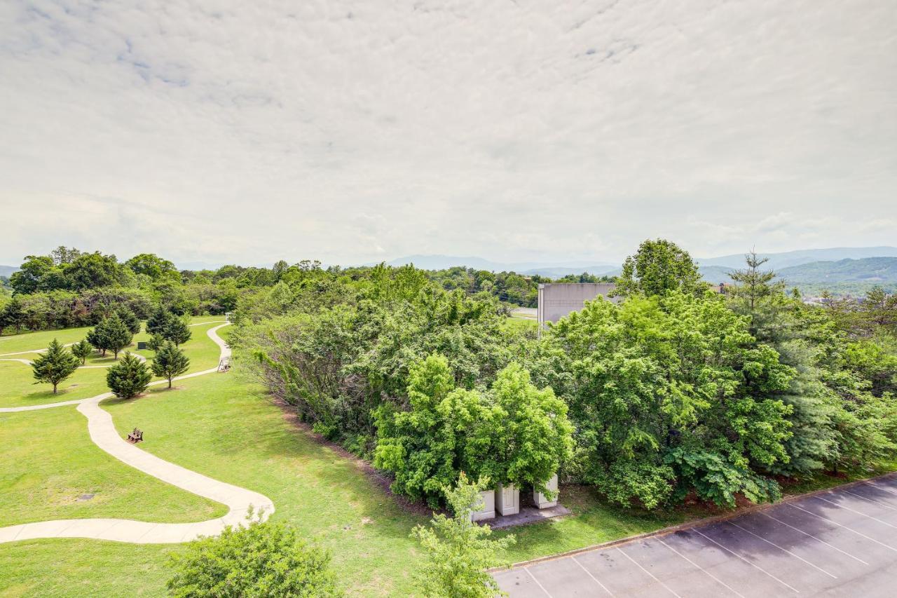 Pigeon Forge Condo With Community Amenities! Exterior photo